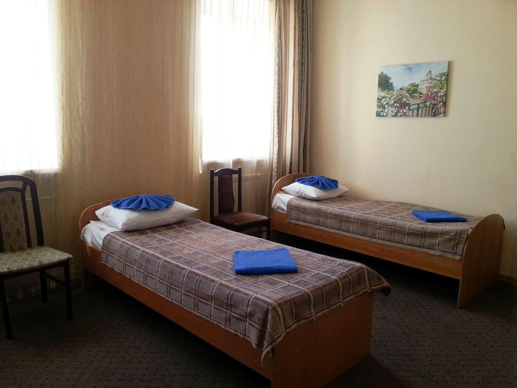 Sever Hotel - Hostel Krasnojarsk Exterior foto